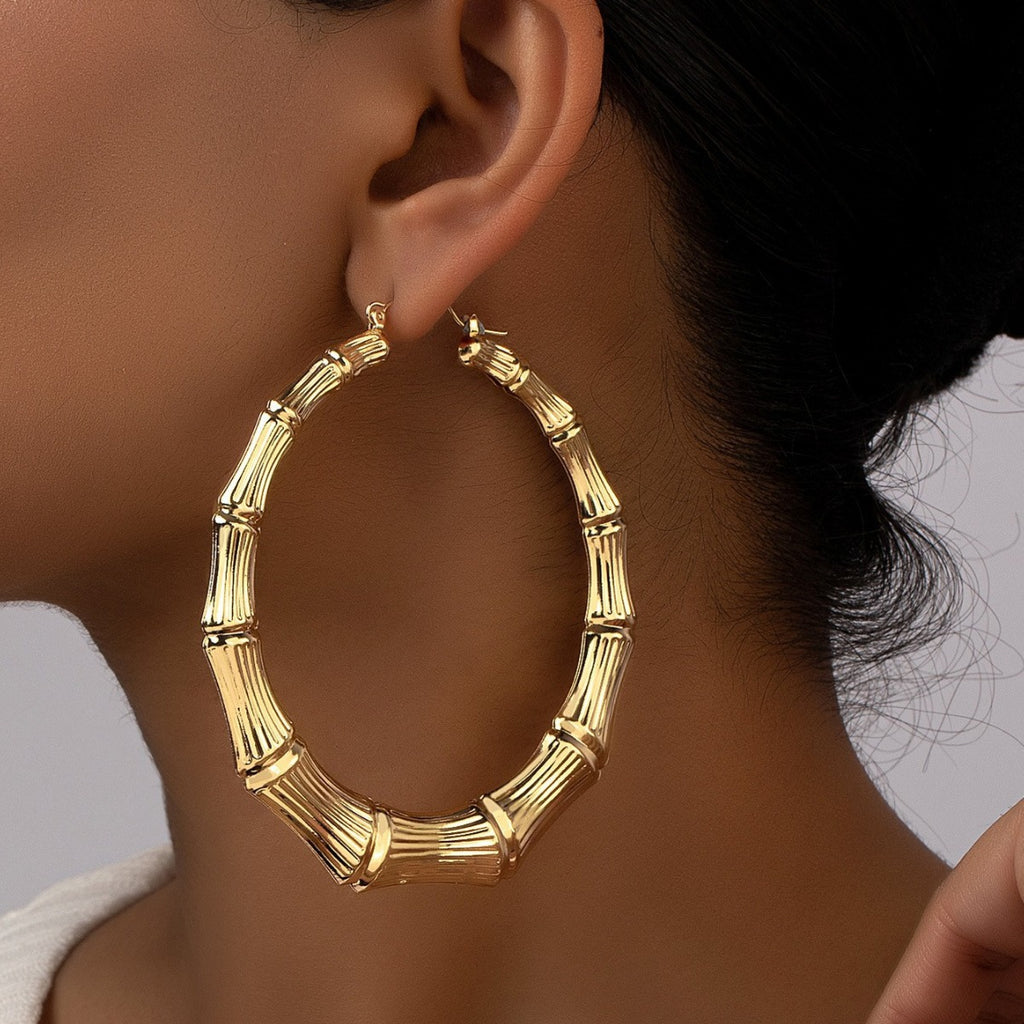 European and American personalized women's earrings, hip-hop circle bamboo knot earrings, exaggerated design, versatile and niche earrings